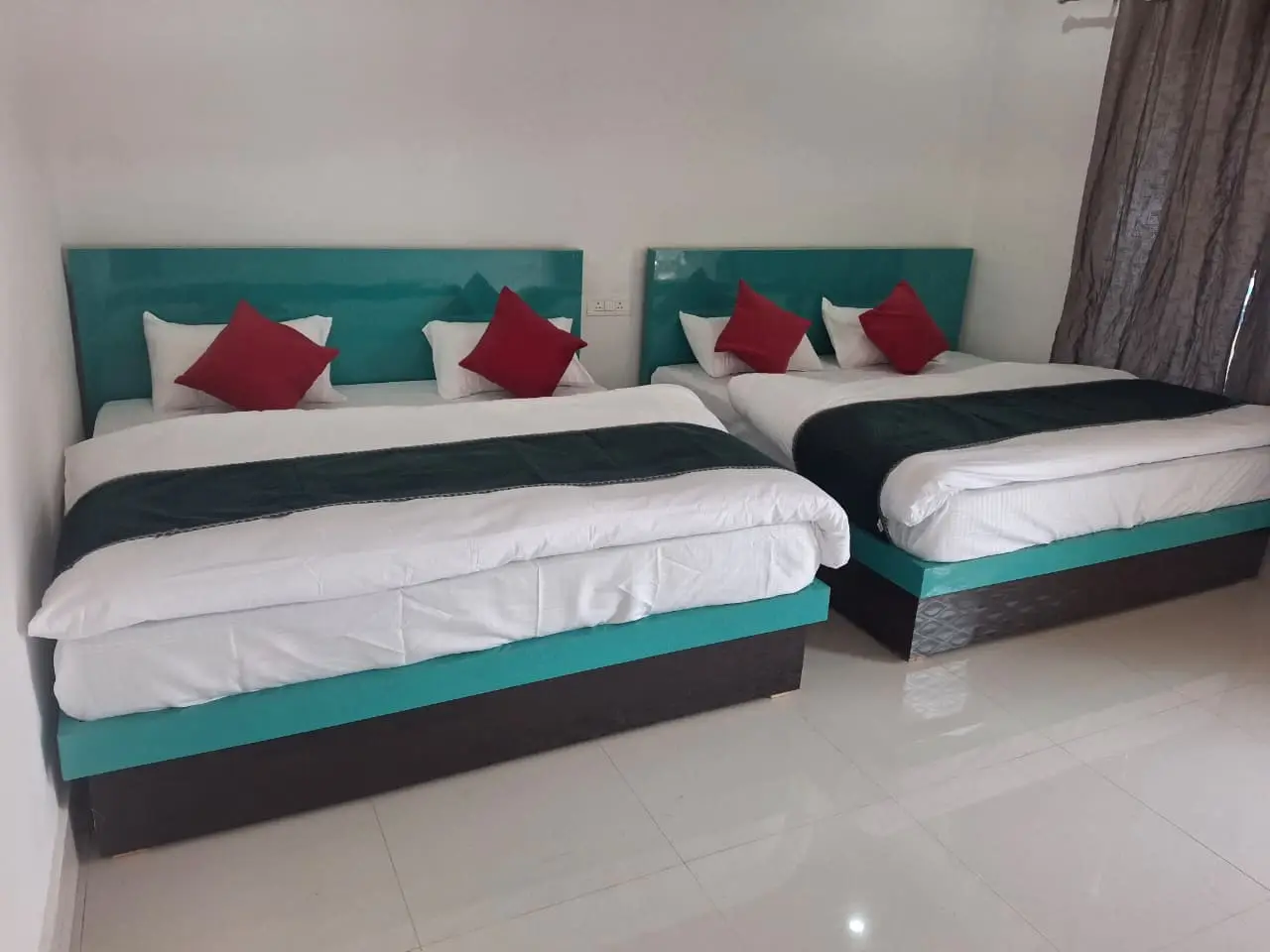 Buzz Eco Resort Room 2